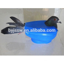 Plastic Pigeon Holder en venta